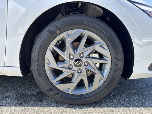 New 2026 Hyundai Elantra Blue image 12