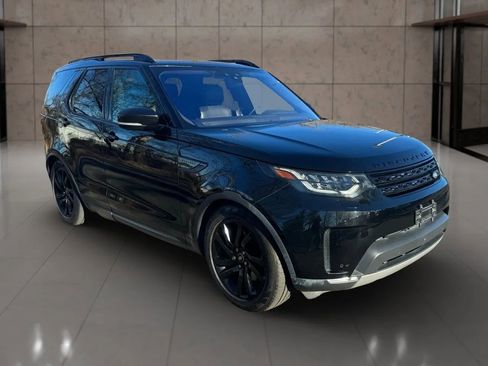 Used 2017 Land Rover Discovery HSE image 10