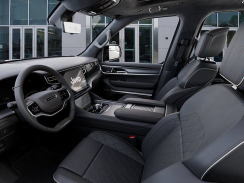 New 2026 Jeep Grand Wagoneer Summit AWD/4WD image 22