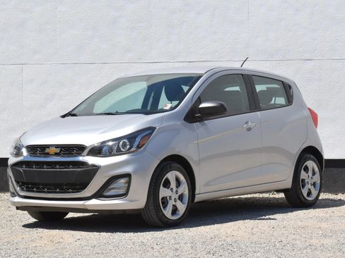 Used 2020 Chevrolet Spark LS FWD image 33