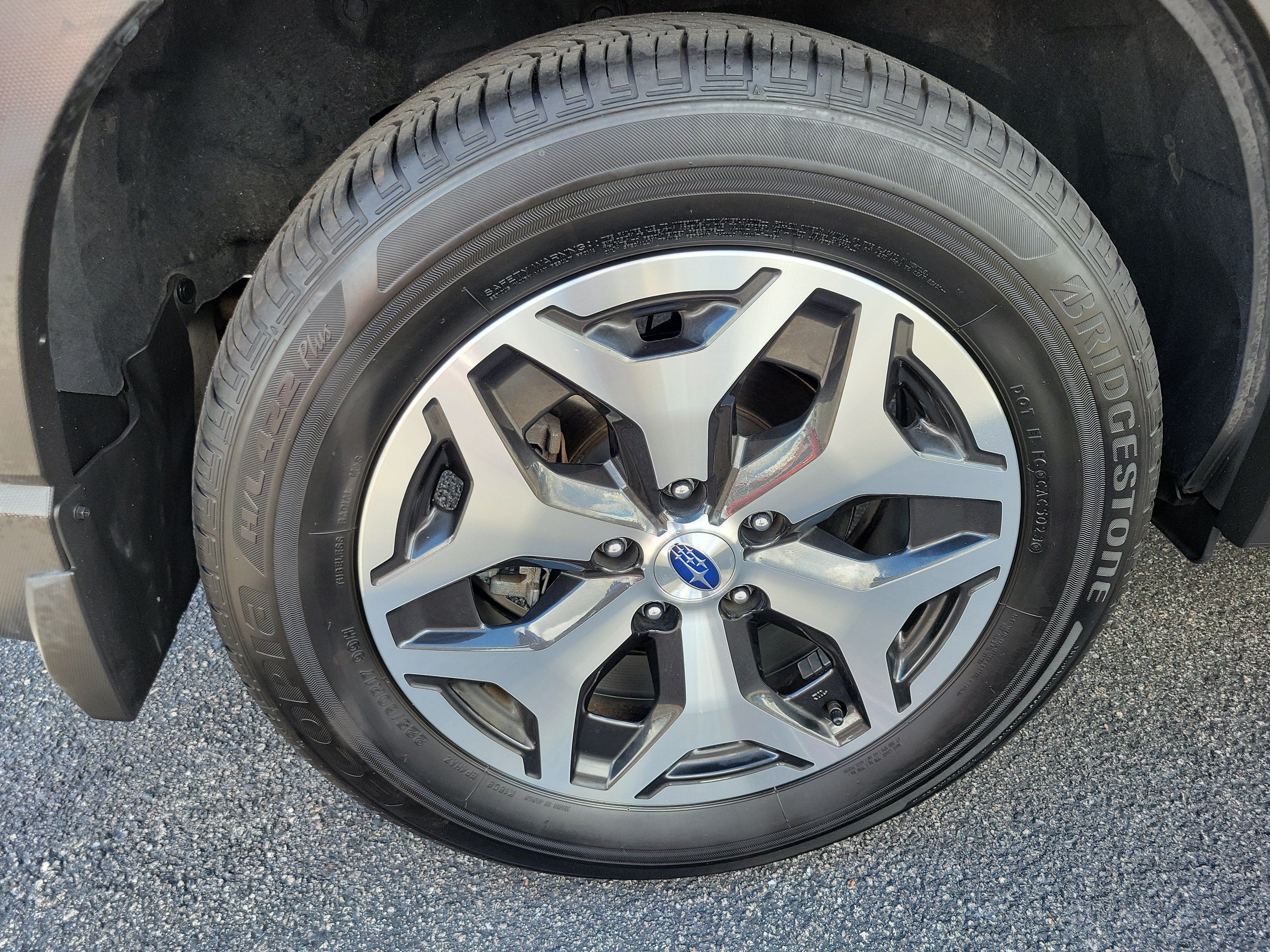 Certified 2024 Subaru Forester Premium AWD/4WD image 8