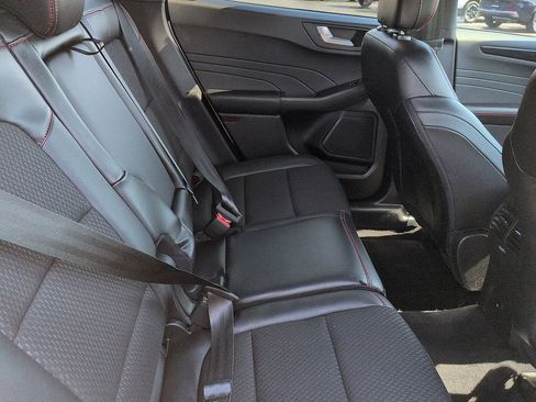 Used 2023 Ford Escape ST-Line w/ Tech Pack #1 AWD/4WD image 8