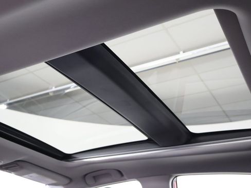 Used 2024 Toyota Camry XSE w/ Navigation Package image 23