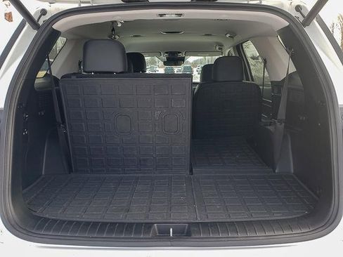 Used 2023 Hyundai Palisade SEL image 25