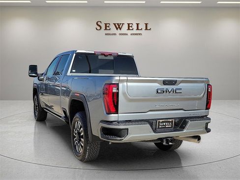 Certified 2024 GMC Sierra 2500 Denali Ultimate image 3