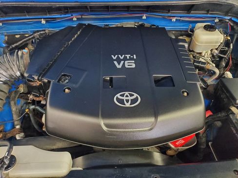 Used 2007 Toyota FJ Cruiser 4WD image 4
