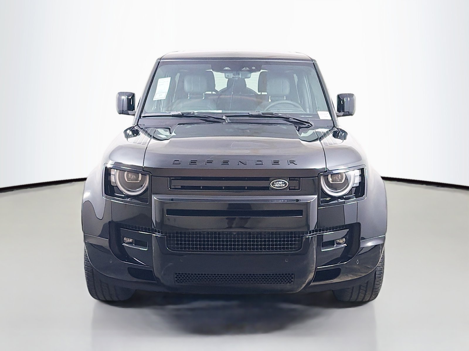 New 2026 Land Rover Defender 90 V8 AWD/4WD image 8