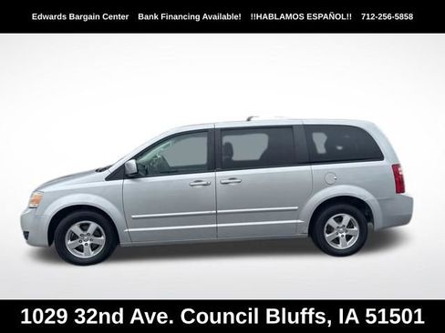 Used 2008 Dodge Grand Caravan SXT FWD image 4