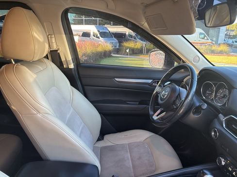 Used 2018 MAZDA CX-5 Touring image 37