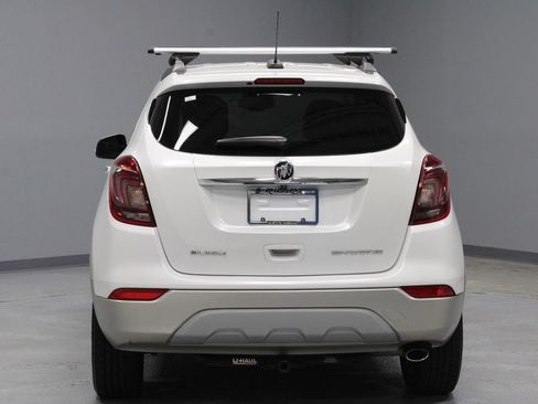 Used 2018 Buick Encore Essence w/ Experience Buick Package FWD image 10