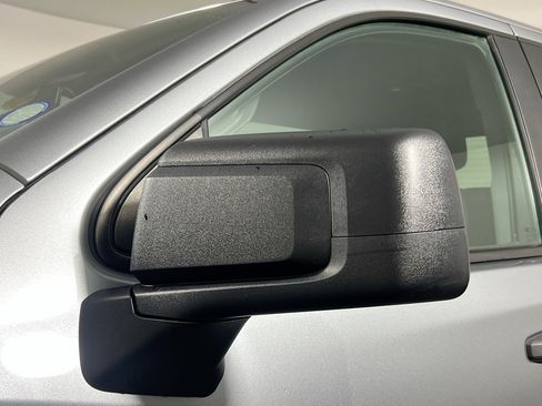 Used 2023 Chevrolet Silverado 1500 Custom image 12