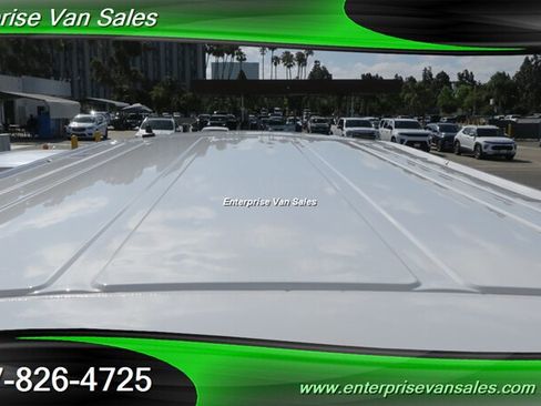 Used 2023 Ford Transit 350 XLT RWD image 21