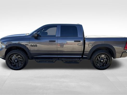 Used 2017 RAM 1500 Express w/ Express Value Package image 10