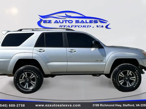 Used 2004 Toyota 4Runner Sport AWD/4WD image 4