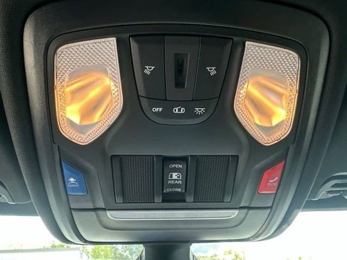 Certified 2024 RAM 1500 Big Horn AWD/4WD image 21