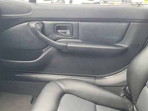 Used 2000 BMW Z3 2.5i RWD image 27