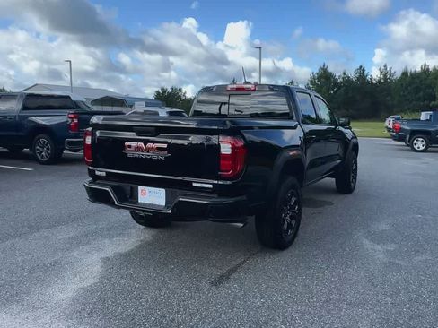 New 2025 GMC Canyon Elevation image 8