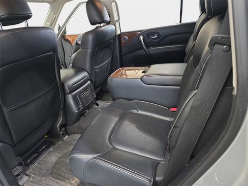 Used 2018 INFINITI QX80 4WD w/ Driver Assistance Package image 16