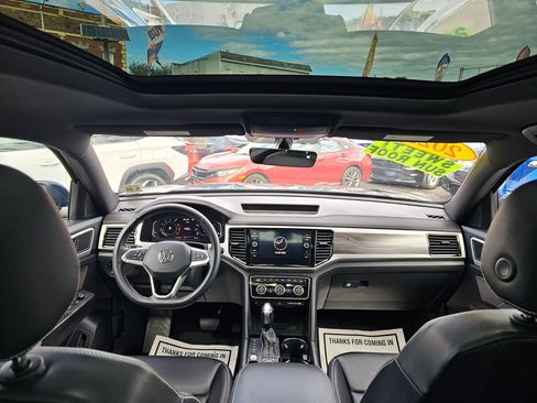 Used 2022 Volkswagen Atlas Cross Sport SE image 13