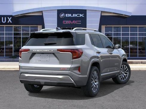 New 2027 GMC Terrain Denali w/ LPO, Floor Liner Package AWD/4WD image 4