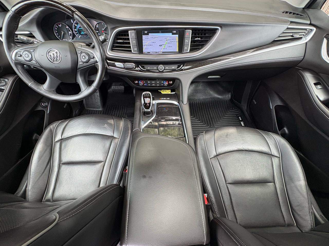 Used 2019 Buick Enclave Avenir w/ Avenir Technology Package AWD/4WD image 17