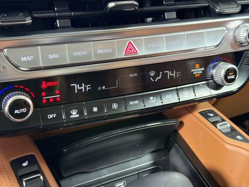 Used 2025 Kia Telluride SX X-Line AWD/4WD image 18