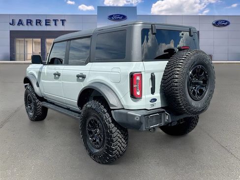 Certified 2022 Ford Bronco Wildtrak AWD/4WD image 5