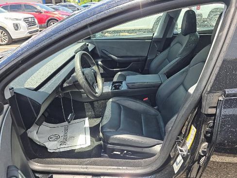 Used 2025 Tesla Model 3 RWD image 3