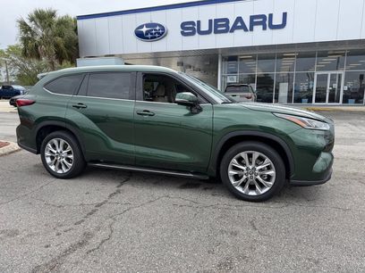 Used 2023 Toyota Highlander Limited
