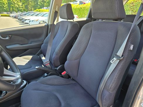 Used 2013 Honda Fit Sport image 21