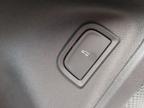 Used 2024 Chevrolet Blazer EV RS AWD/4WD image 14