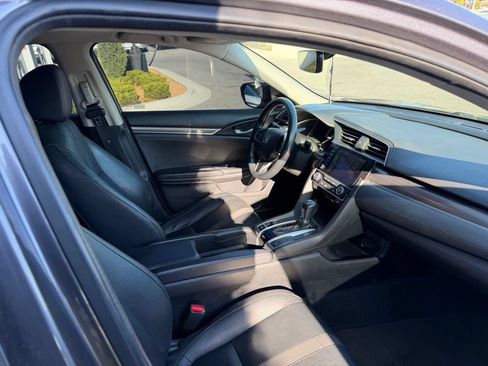Used 2019 Honda Civic EX-L image 10