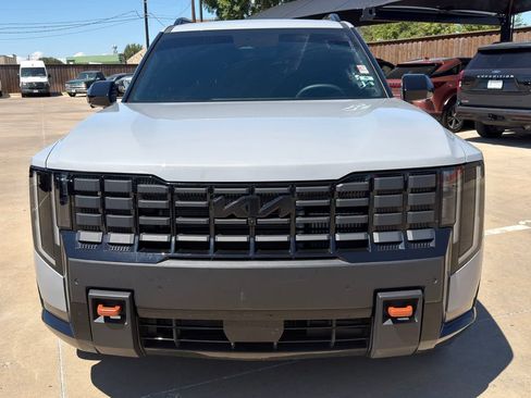 Used 2027 Kia Telluride SX Prestige X-Pro AWD/4WD image 2