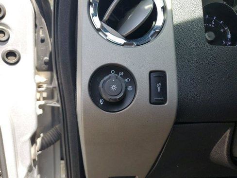 Used 2016 Ford F250 Lariat w/ Chrome Package AWD/4WD image 16
