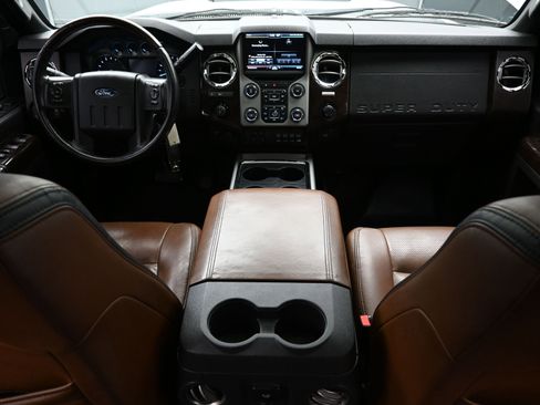 Used 2016 Ford F350 Platinum w/ FX4 Off-Road Package image 14