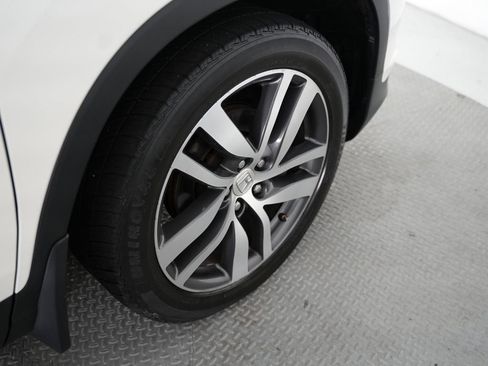 Used 2018 Honda Pilot Elite image 63