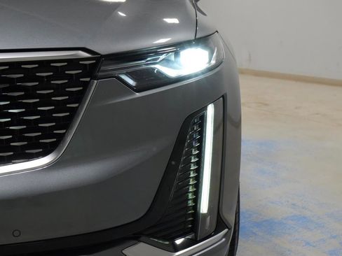 Used 2021 Cadillac XT6 Premium Luxury AWD/4WD image 31