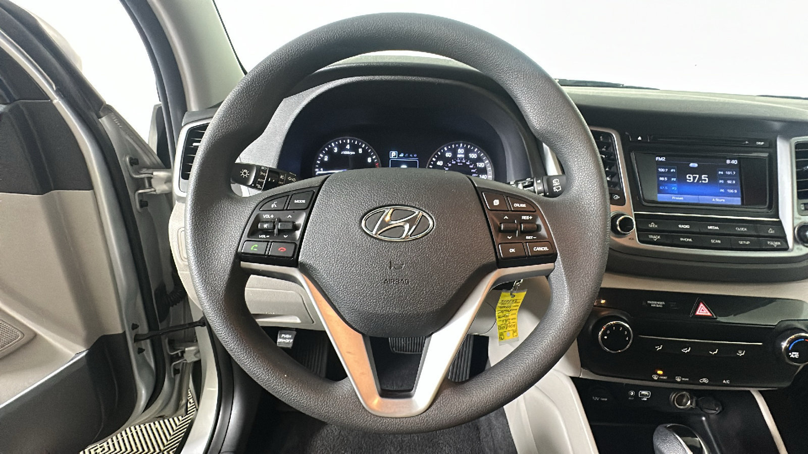Used 2016 Hyundai Tucson SE w/ Option Group 02 AWD/4WD image 17