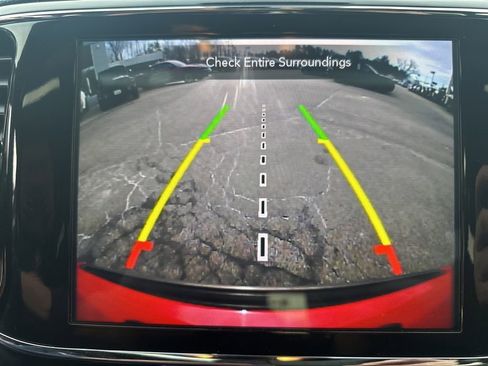 Used 2021 Jeep Grand Cherokee Trailhawk w/ Trailhawk Luxury Group image 23