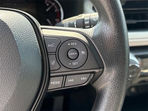 Used 2024 Toyota RAV4 XLE image 29