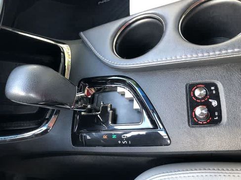 Used 2016 Toyota Avalon XLE Premium FWD image 27