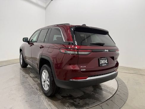New 2026 Jeep Grand Cherokee Laredo AWD/4WD image 5