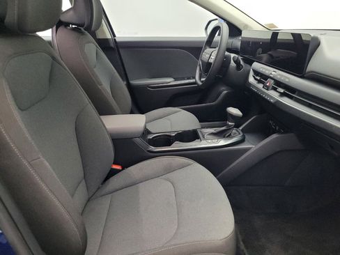 Used 2025 Kia K4 FWD image 21