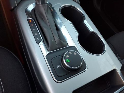 Used 2024 Chevrolet Blazer LT image 21