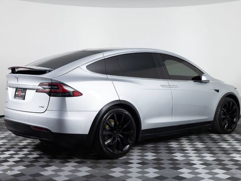 Used 2018 Tesla Model X 100D AWD/4WD image 8
