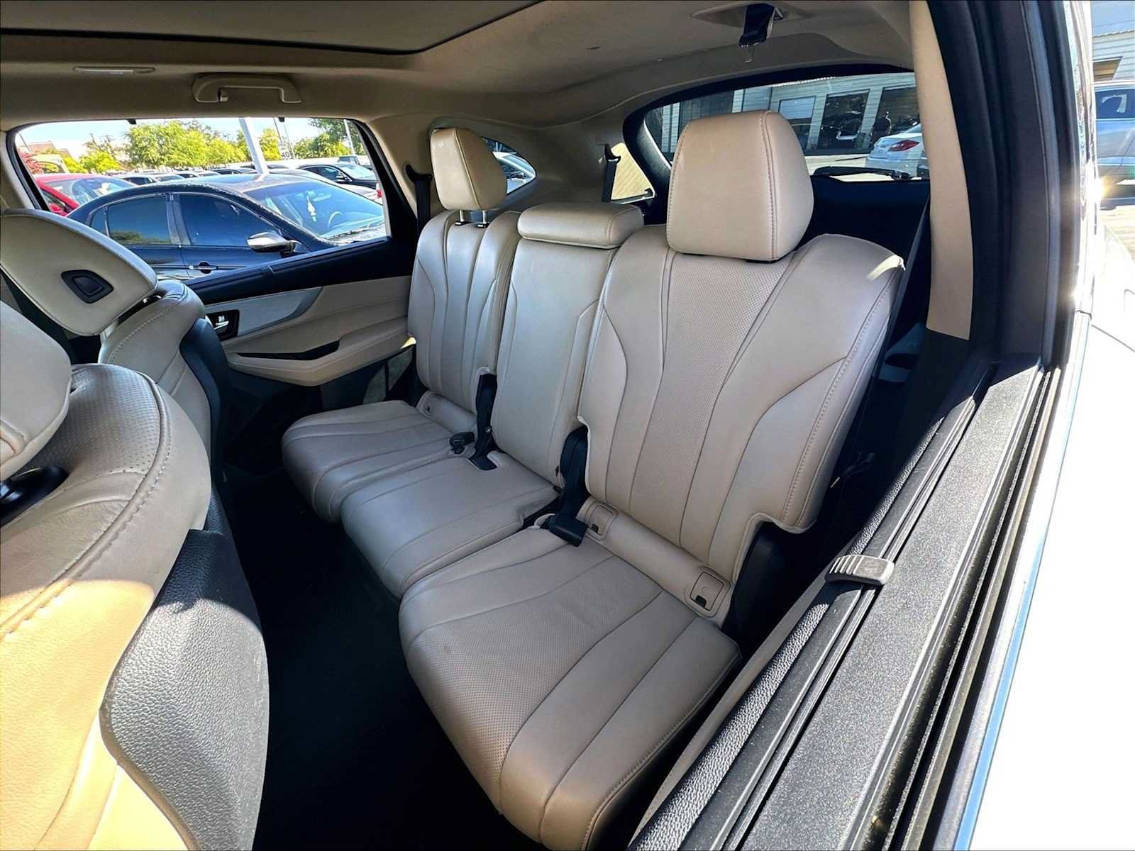 Used 2022 Acura MDX w/ Technology Package FWD image 28