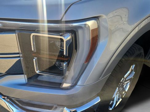 Certified 2021 Ford F150 Lariat w/ Equipment Group 502A High image 27