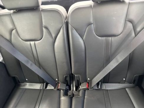 Used 2024 Kia Sorento S FWD image 25