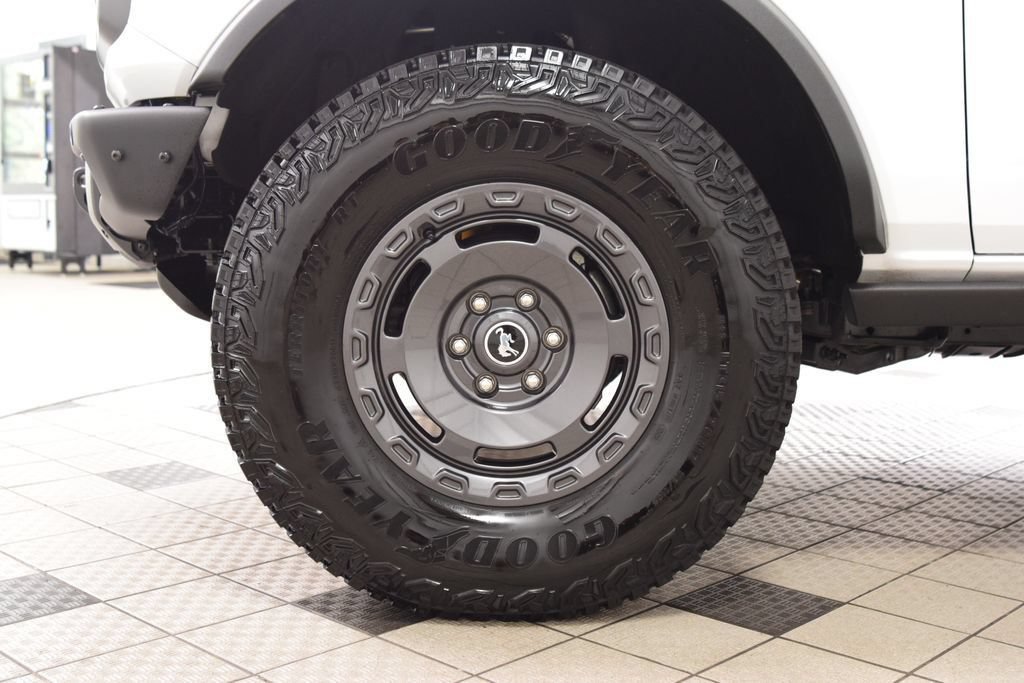 Used 2025 Ford Bronco Badlands AWD/4WD image 23