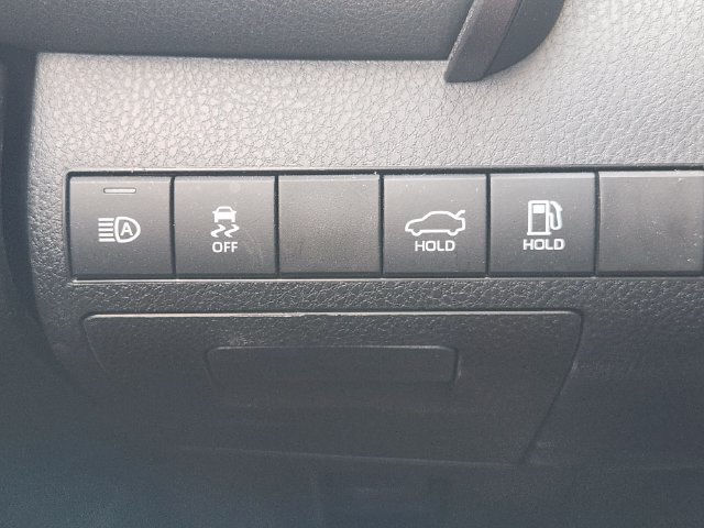 Used 2022 Toyota Camry SE w/ Convenience Package FWD image 20